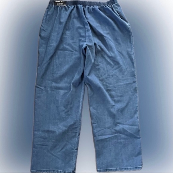 ⭐️NWT Alfred Dunner Woman Classics Stretch Denim Proportioned Med Wash Jeans 18W - Picture 3 of 10